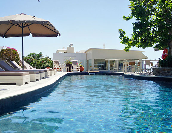 Pool bar with panoramic views of the villages