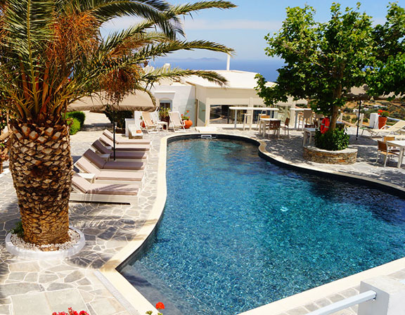 The pool and pool bar at Petali Village Hotel